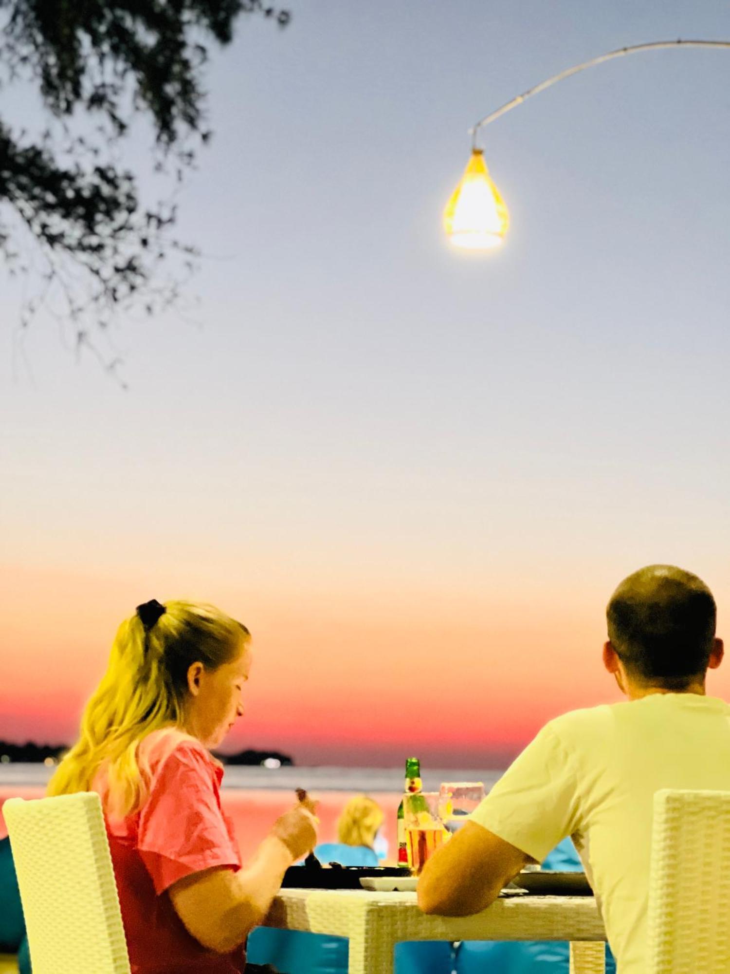 Formosa Beach Club & Bungalow Gili Air Buitenkant foto